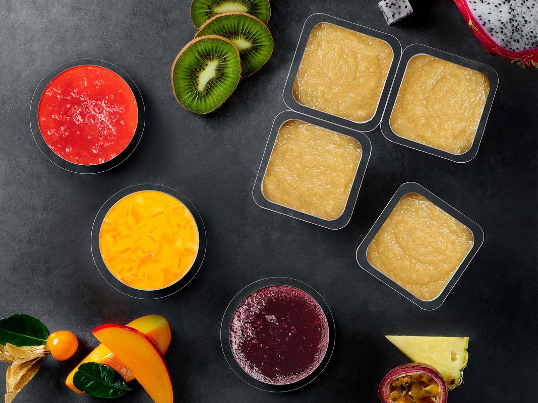 The Picture shows different sauces pckaged in kp film