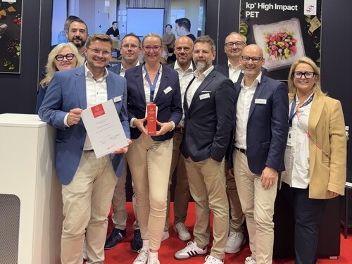 kp Food packaging team is standing together at the Fachpack trade show in Nuremberg, Germany