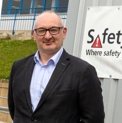  - Function: Global launch manager, Trays from Bukowice, Poland