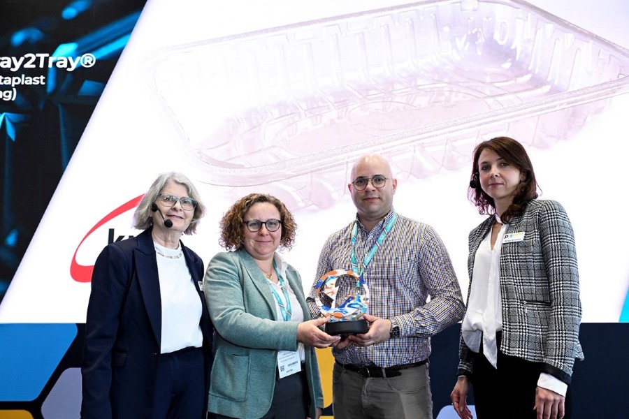 kp 100% Tray2TrayÂ® wins "Plastic Packaging Product of the Year" at Plastics Recycling Awards Europe 2025